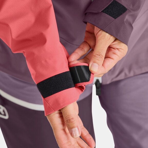 STONE  メタルライトウェイトブルゾン STONE メタルライトウェイトブルゾン STONE メタルライトウェイト